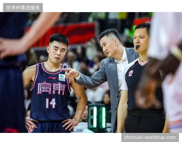 杜锋着手为球队寻找新内线外援，深圳队的蓝领中锋巴吉进入引援视野